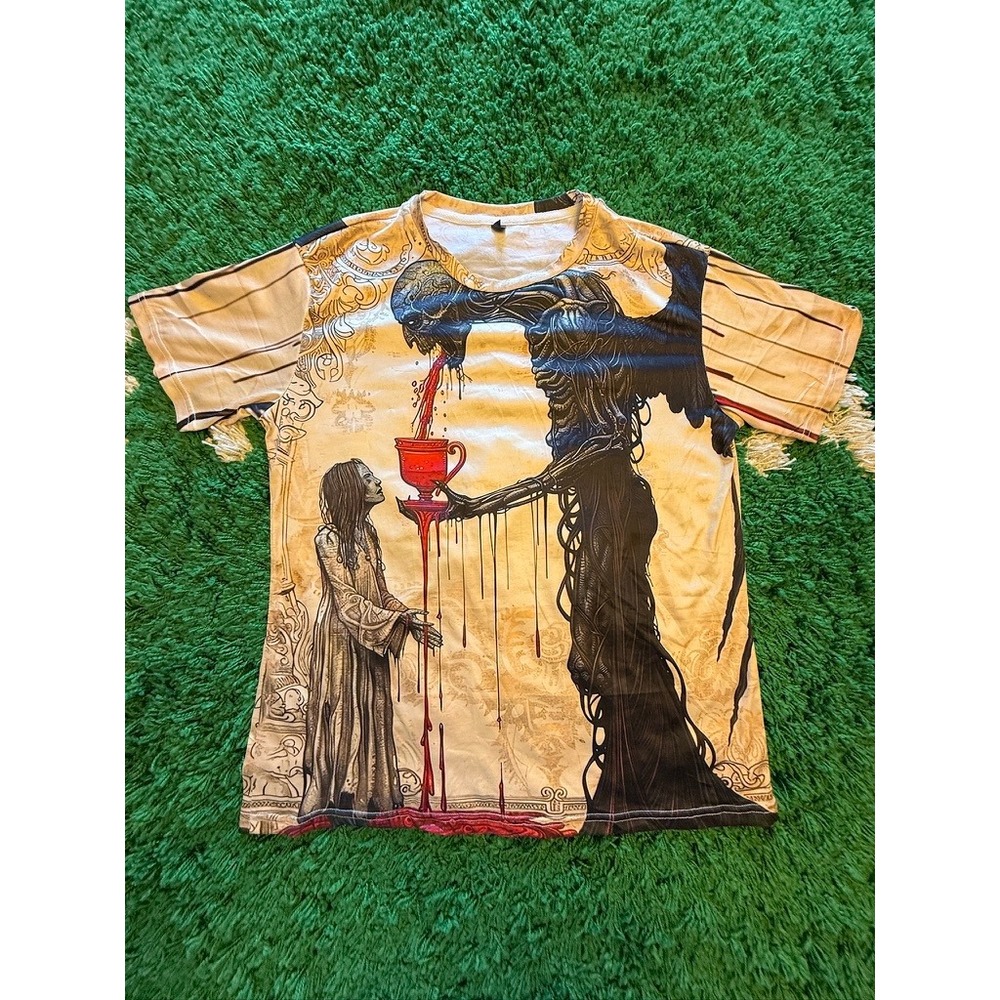 Unbranded Graphic T-Shirt Mens Large Beige Excellent Dark Fantasy Horror Goth